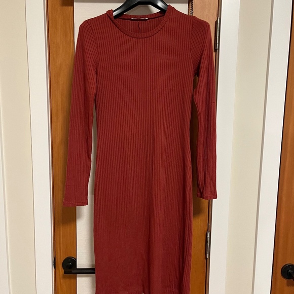 Reformation Knit Midi Dress - Picture 1 of 4